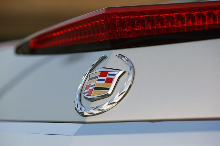  Cadillac CTS Coupe 2011 года  (фото 44 из 128)
